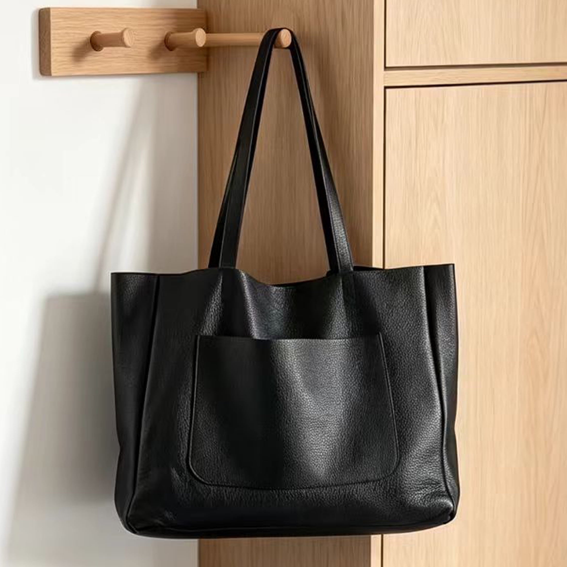 Large Capacity Vintage PU Leather Tote for Women Office Everyday Handbag(Black1 )